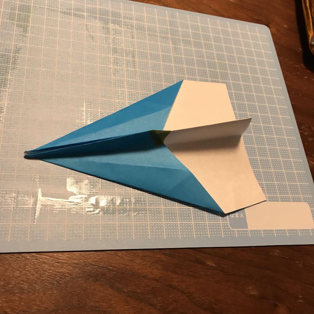 紙飛行機