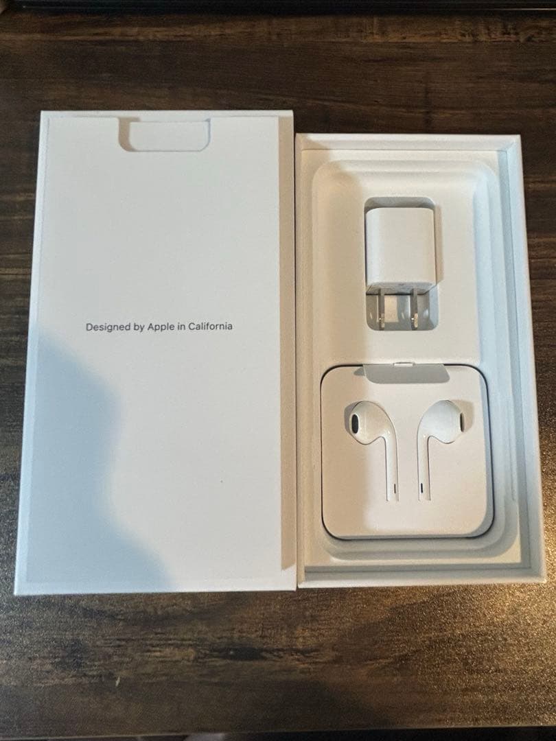 【値下げ】Apple iPhone SE 第2世代 ブラック 本体