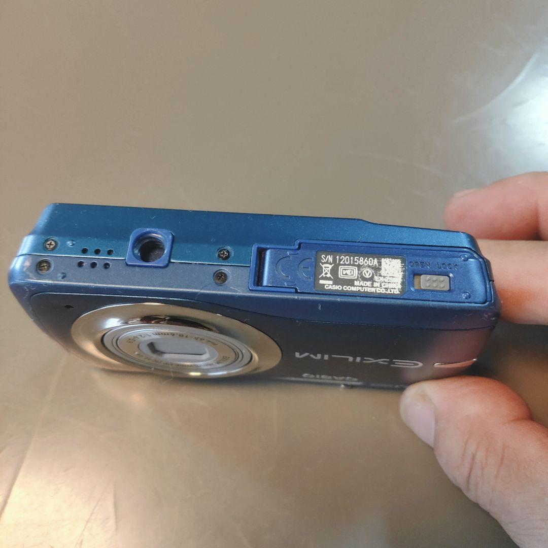 CASIO EXILIM EX-Z550 デジタルカメラ　コンデジ