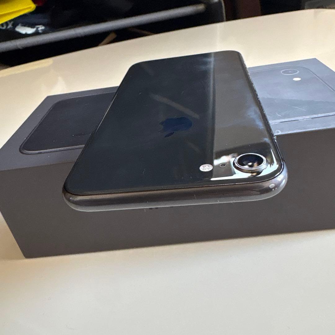 Apple iPhone 8 スペースグレー 本体 箱付き