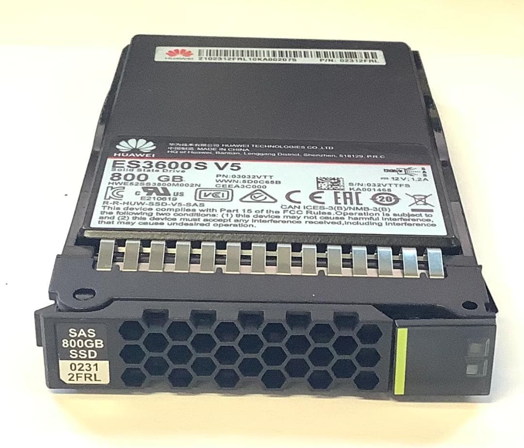 ②-WA469-HUAWEI SAS 800GB 2.5 SSD 1点厚み14㎜