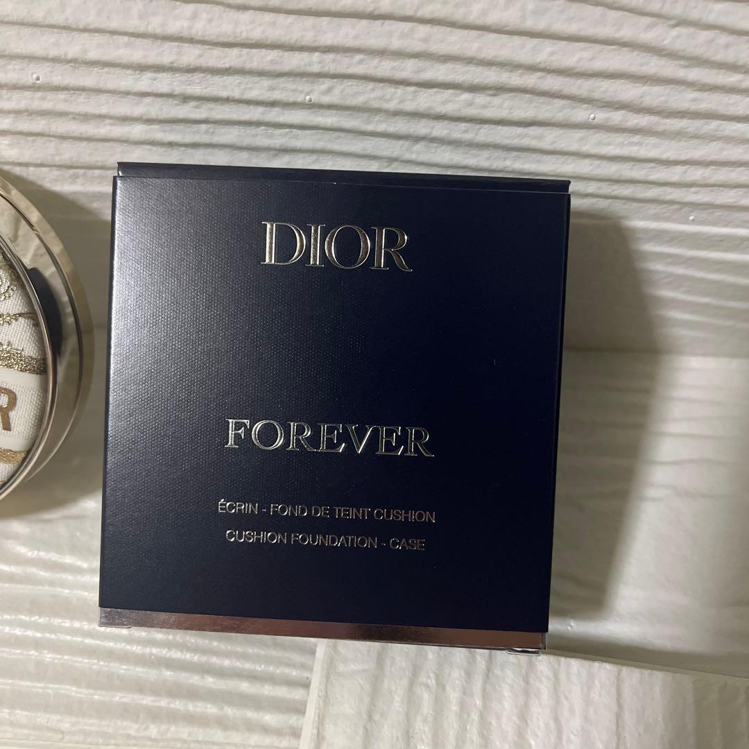 Christian Dior ディオール フォーエヴァー クッション
